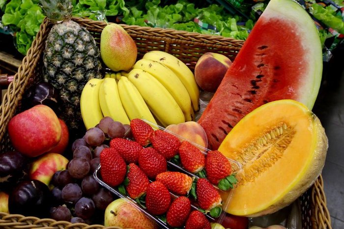 Frutas e Chás Alimentos Ricos em Nutrientes