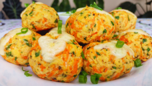 Bolinho de Cenoura com Frango Saudável